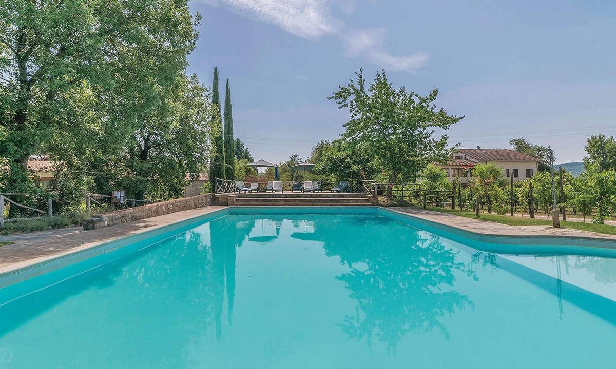 Bucine Apartment | 1 bedroom awesome apartment in Pietraviva AR