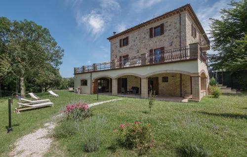 Sismano Apartment | 2 Bedroom Amazing Apartment In Avigliano Umbro