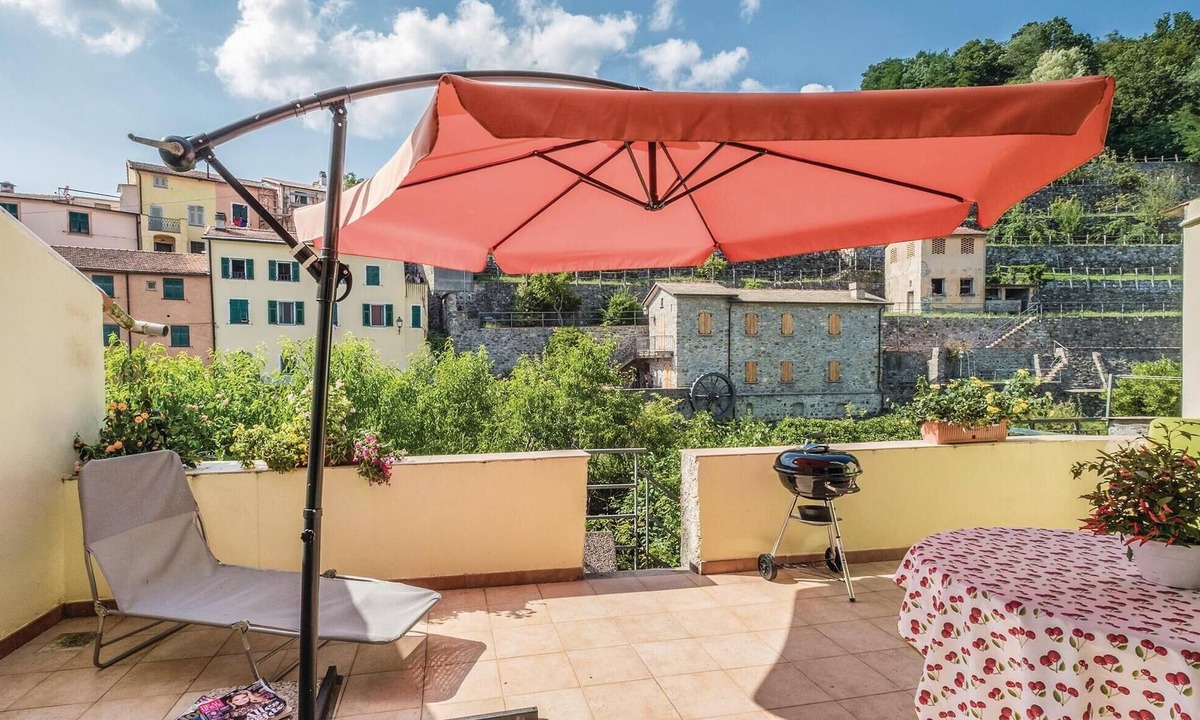Varese Ligure Apartment | 2 bedroom lovely apartment in Varese Ligure