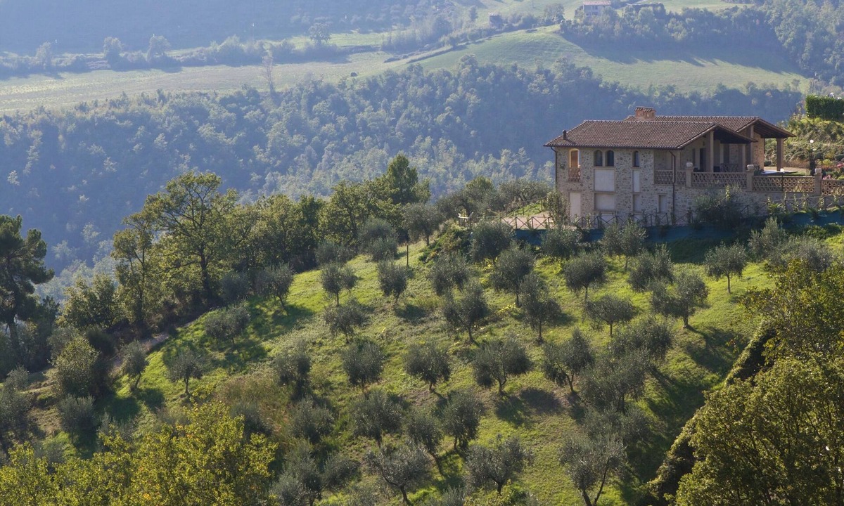 Gualdo Cattaneo Villa | 2 LOVELY APARTMENTS WITH RESERVED POOL: PRIVACY AND FREEDOM