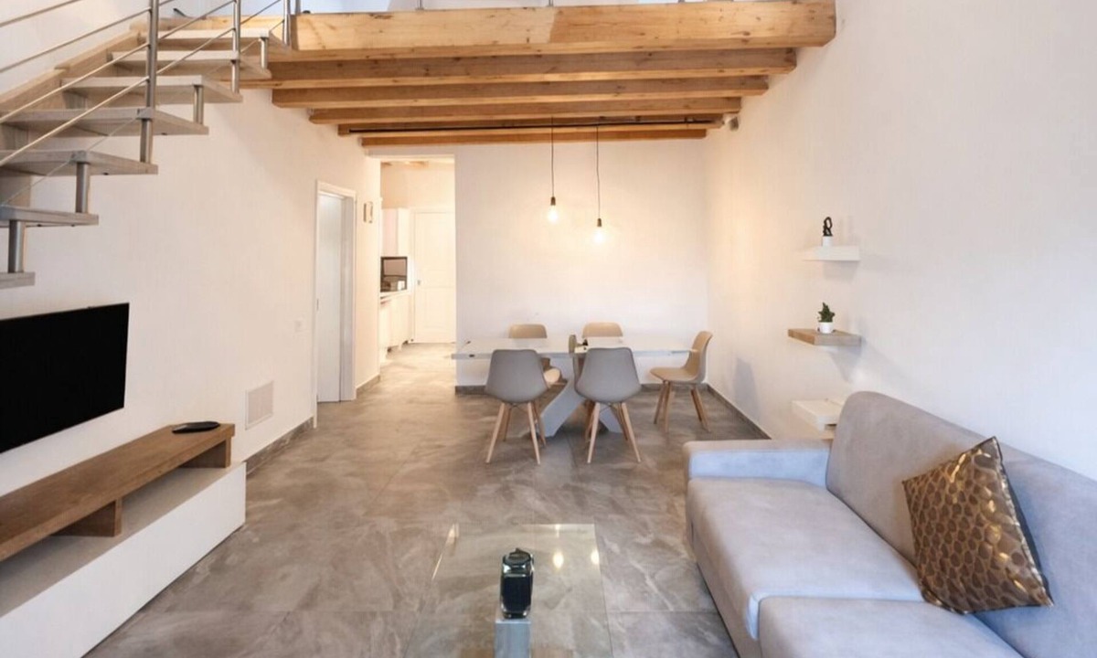 La Spezia Historic Centre Condo | 3 Apartments a few minutes' walk from La Spezia Central Station
