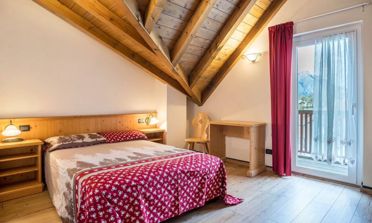 Lavarone Apartment | Apartment 'Giongo Residence Aparthotel 104' with Mountain View, Shared Terrace and Wi-Fi