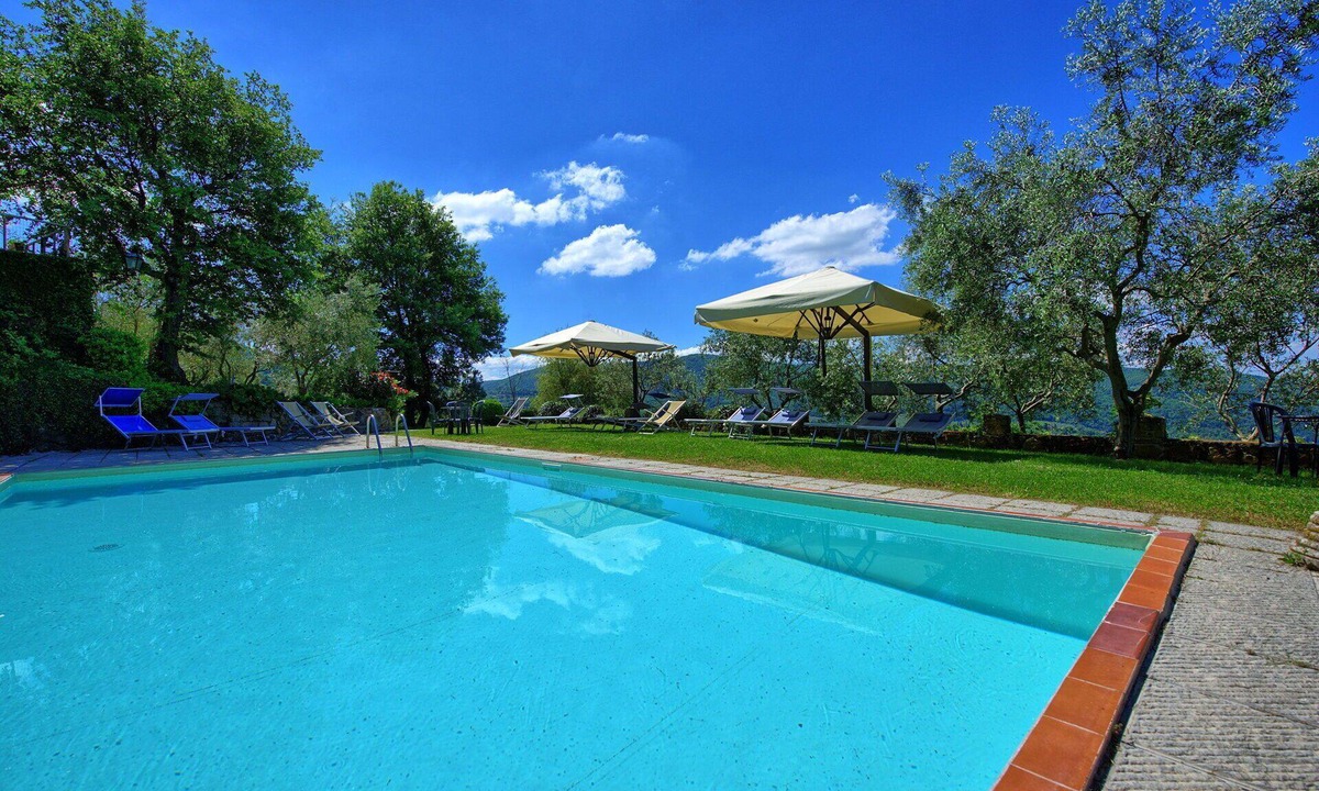Greve in Chianti Apartment | Apartment with WIFI, pool, TV, patio, pets allowed, panoramic view, close to Greve In Chianti