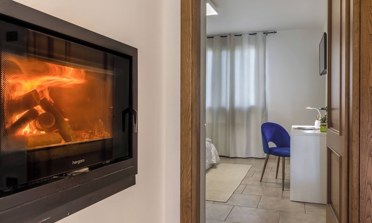 San Pietro di Feletto Villa | Apt Wanderlust 2 with swimming pool[Zone Unesco].