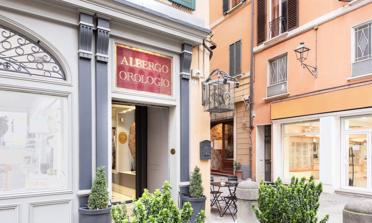 Historic Center Hotel | Art Hotel Orologio