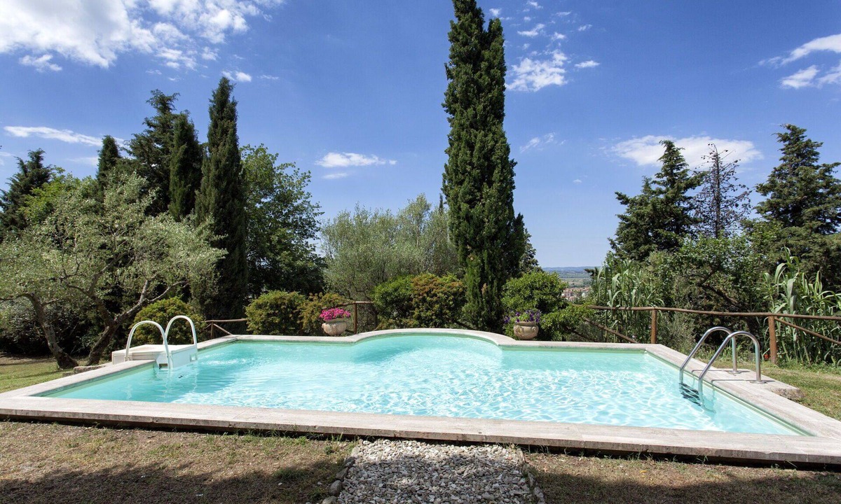 Cortona Apartment | Beautiful apartment for 6 people with WIFI, A/C, pool, TV and panoramic view