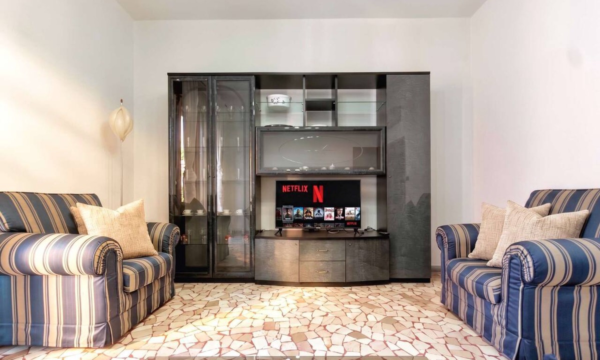 San Donato Apartment | Casa Adam - Authentic in top location
