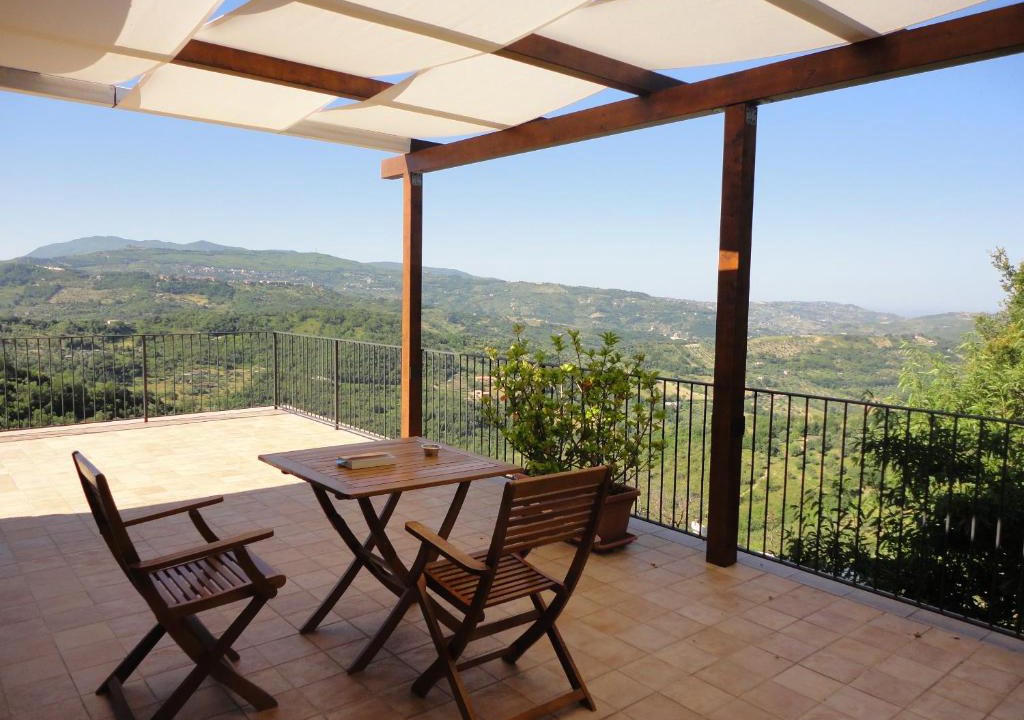 Ogliastro Cilento Apartment | Casa Le Querce