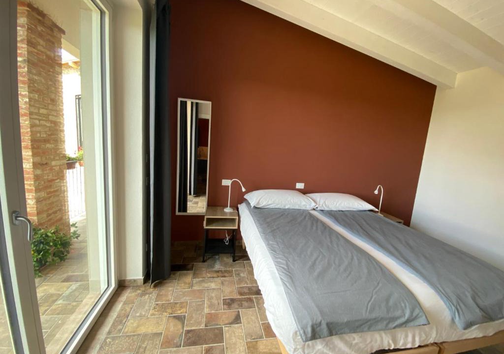 Pineto House | Fuoridicampo rossa
