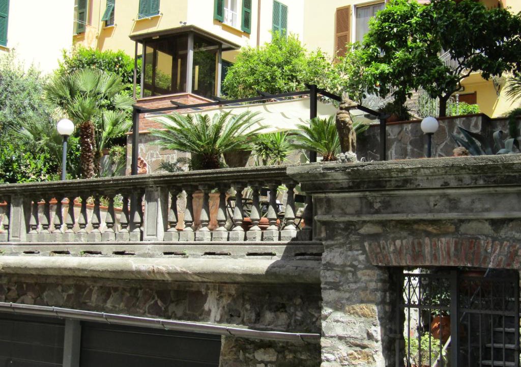 La Spezia Historic Centre House | Glam Resort Villa Maria Luigia