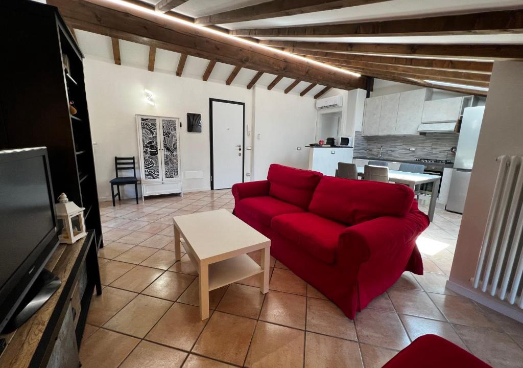 Nonantola Apartment | Gocce balsamiche 1977