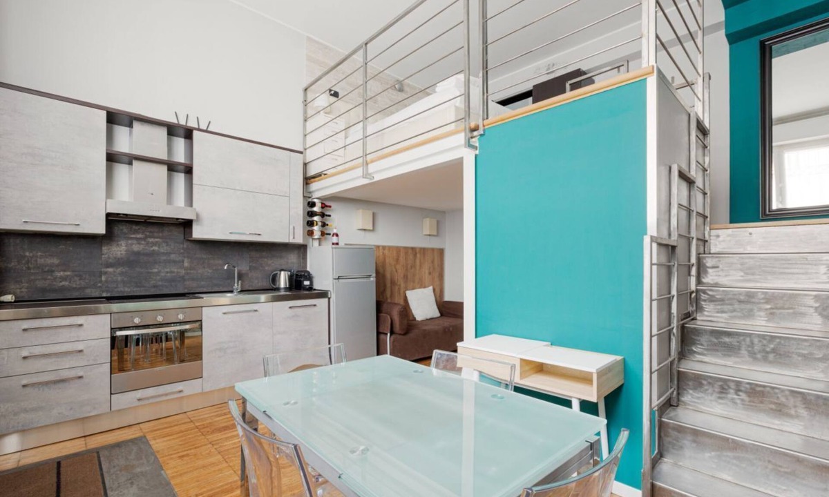 Gorla House | GuestHost - Modern 30 sqm studio apartment, ideal for 2 people, located on the ground floor of a building WITHOUT a lift (one step down to access it).The property is located in the Gorla district, full of all services and well connected thanks to local p