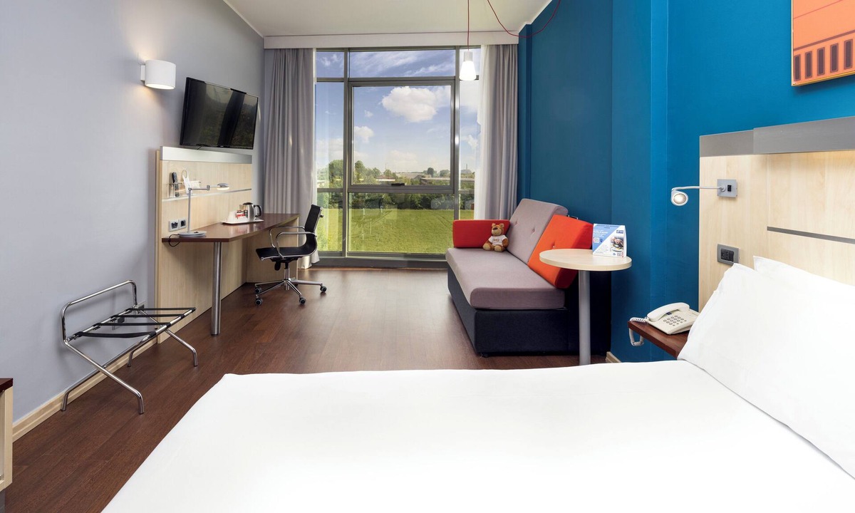 Parma Hotel | Holiday Inn Express Parma by IHG