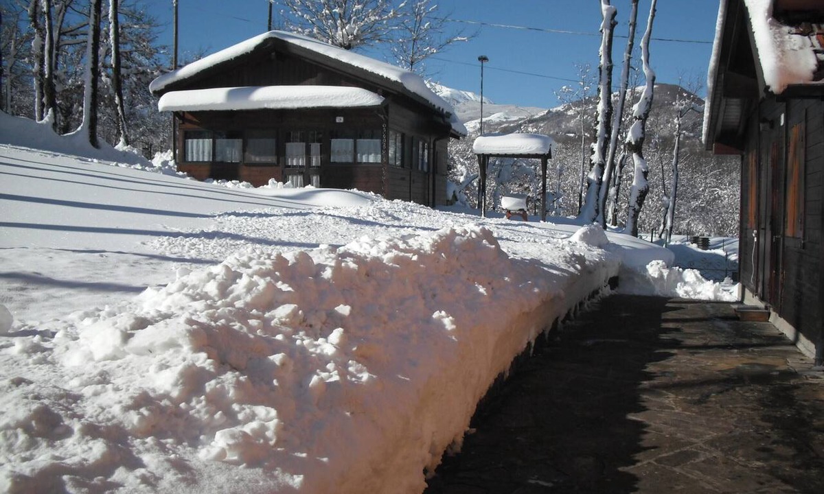 Ventasso Ski Chalet | Homerez - Chalet in Giarola