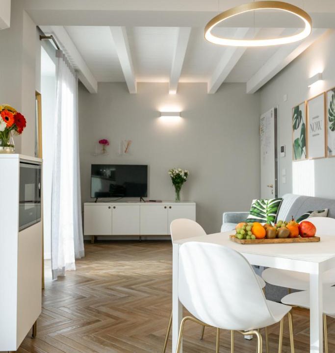 San Zeno Apartment | HomeThirtyFour