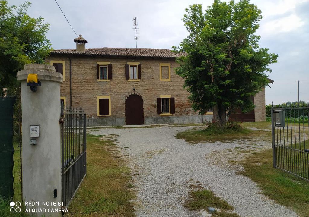 Nonantola Bed & Breakfast | La Rosa Selvatica