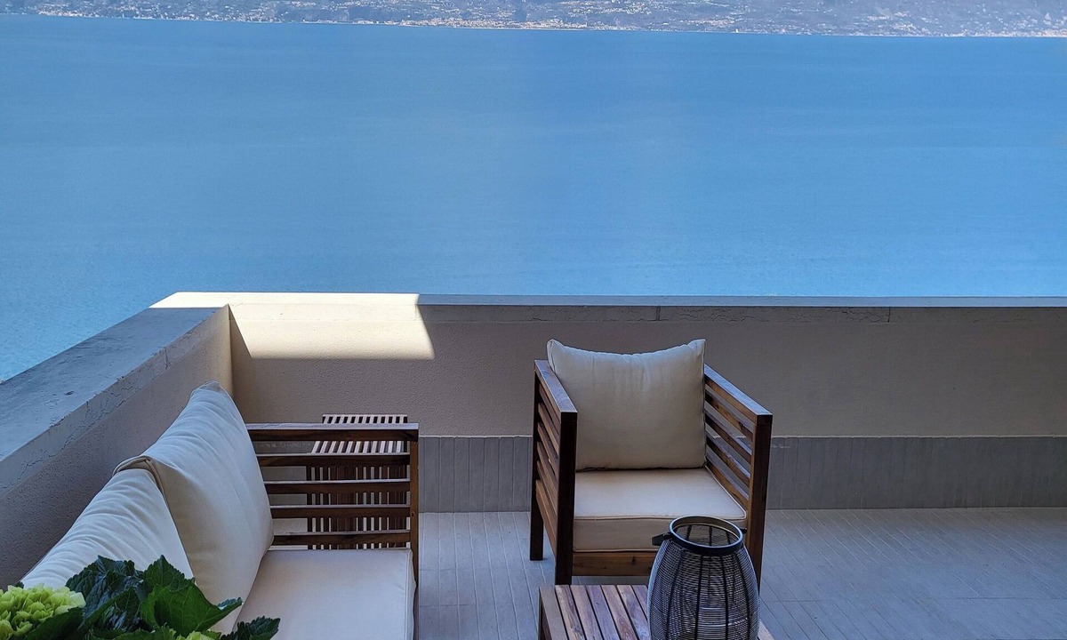 Garda House | Mid-century villa "La Maison sur Mer" with spectacular views of Lake Garda