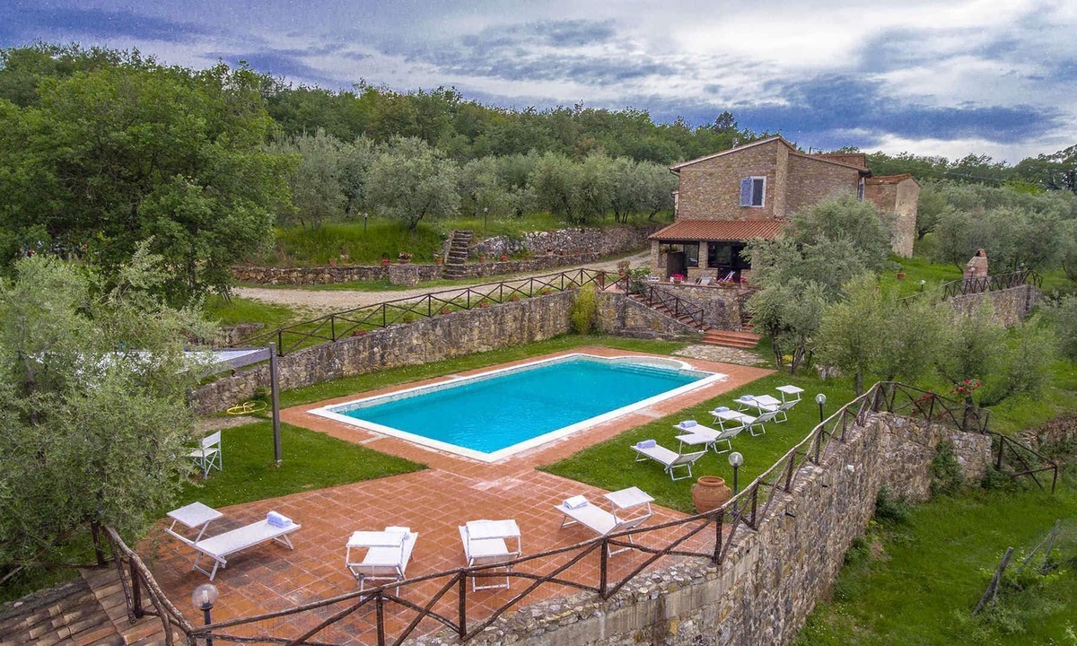 Badia Agnano Villa | My Rental Homes - Villa Petra with private pool. 4 bedrooms for up to 10 guests