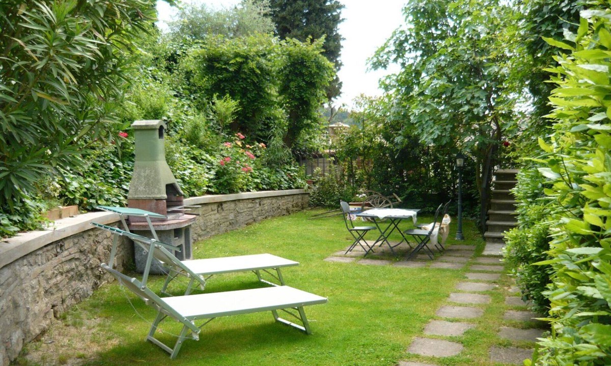 Gavignano Villa | Nice apartment in villa for 2 guests with pool, WIFI, A/C, TV and patio, close to San Gimignano