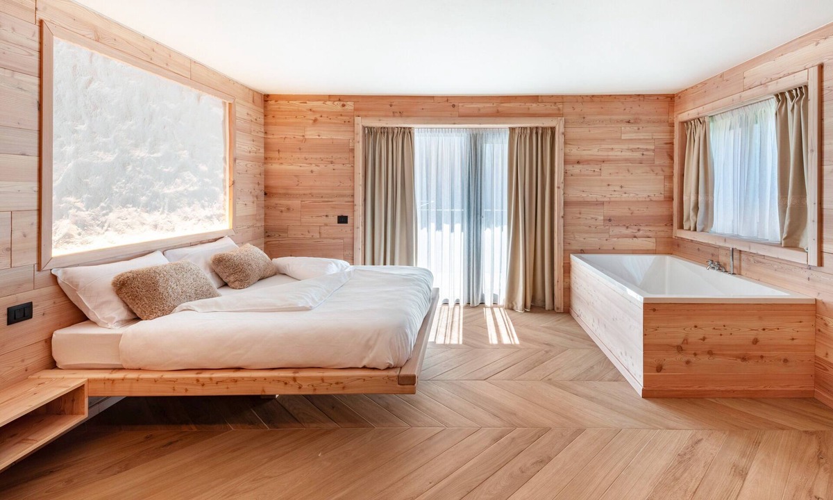 Vigo di Fassa Apartment | Noah Suites Neve Apartment with Mountain View, Private Terrace and Wi-Fi