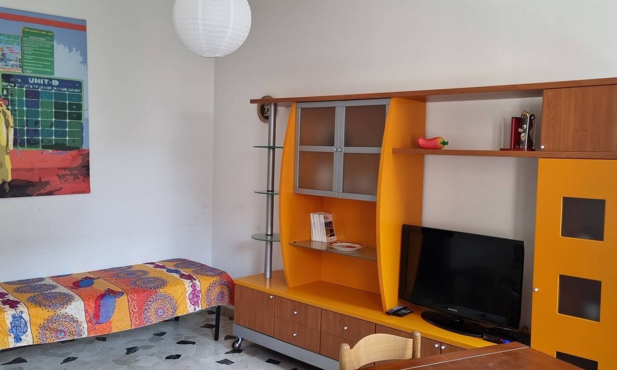 Ferrara Historic Centre Apartment | one night at the museum inside 2 bright city center apartment
