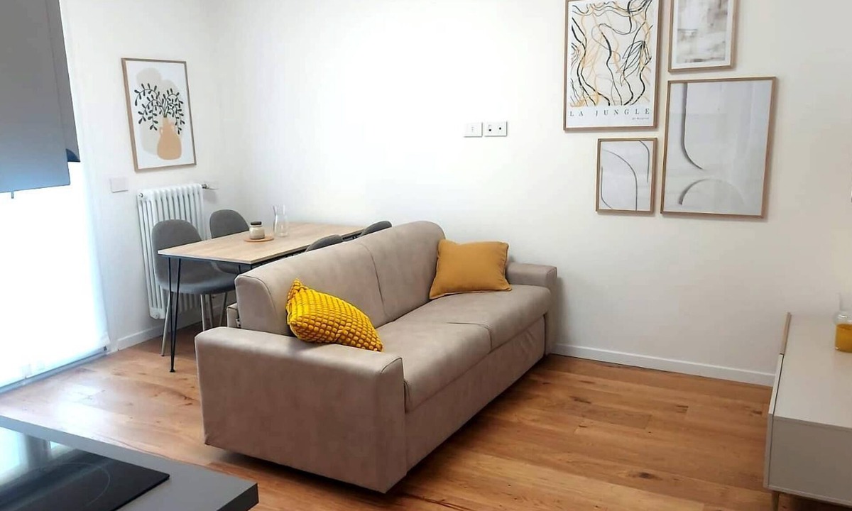 Fossolo Apartment | Queen Home Silvia - One Bedroom Apartment, Sleeps 4