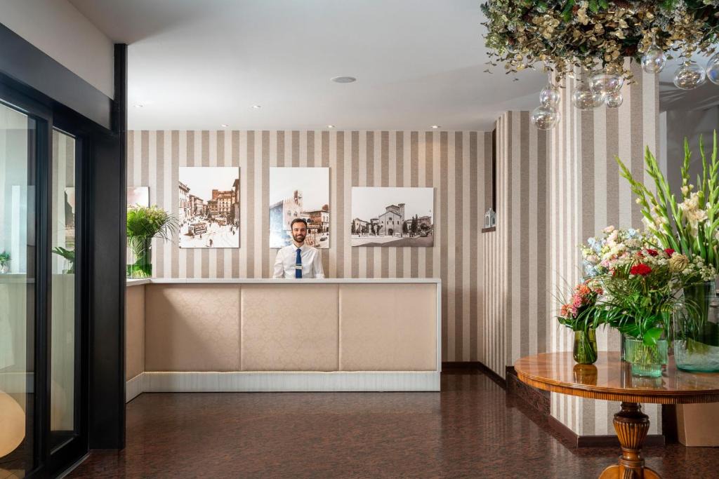Historic Center Hotel | Re Enzo