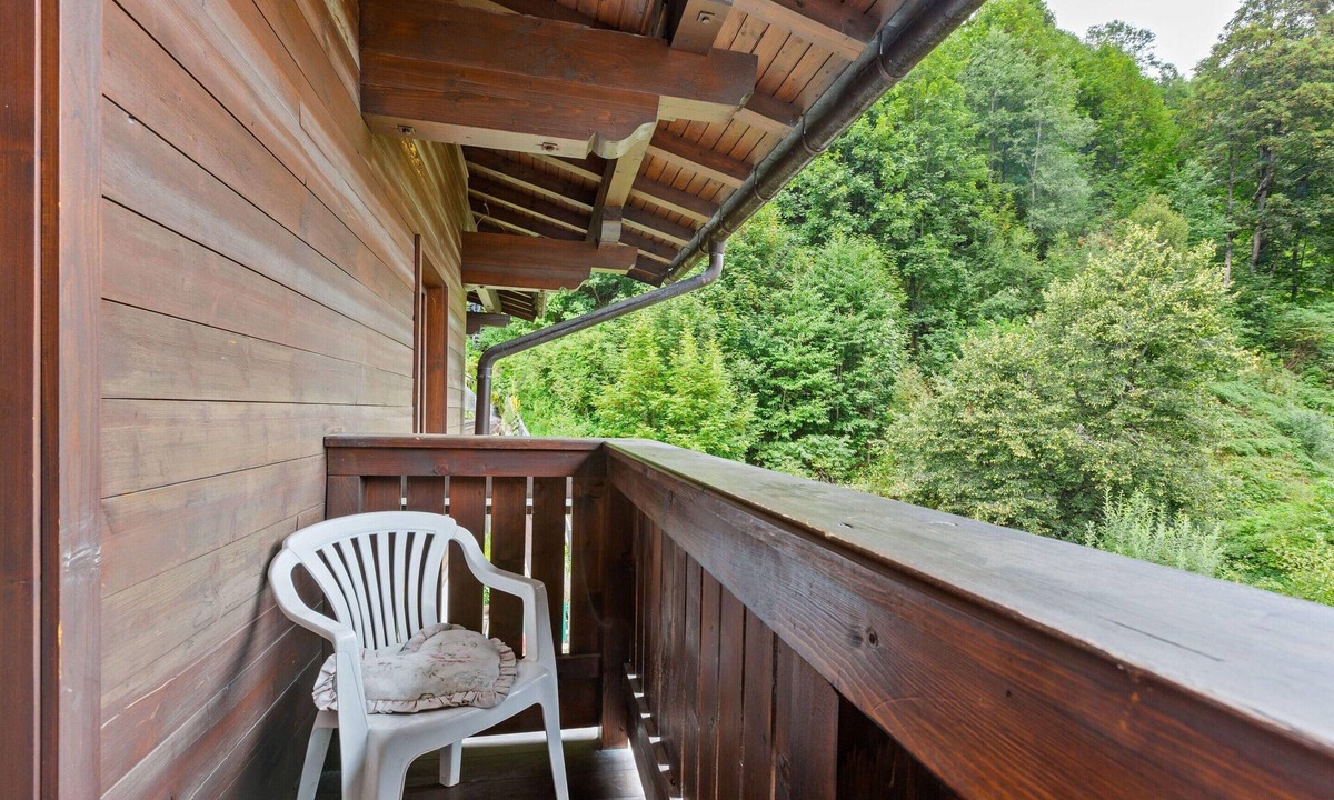 Saalbach Apartment | Spacious Apartment in Salzburg near Ski Area
