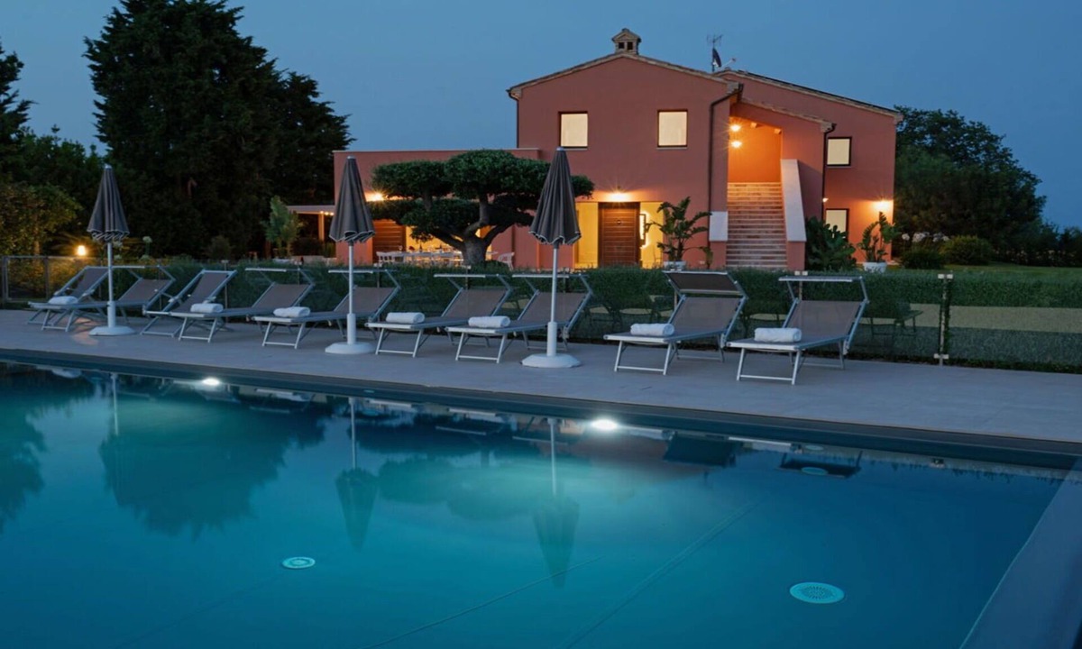 Ripatransone Villa | Stunning private villa with WIFI, A/C, private pool, TV, patio, pets allowed and panoramic view