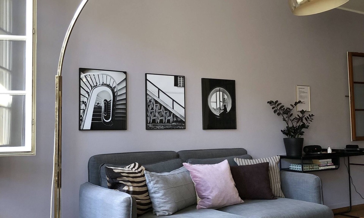 Old City of Bern Apartment | Sunny Old Town Flat Walk Everywhere Sleeps 4