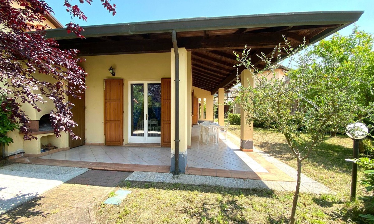 Lido delle Nazioni House | VILLA TAHAA by Interhome