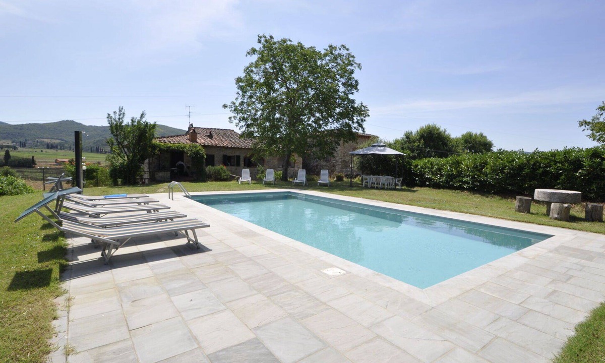 Bucine Villa | Wonderful private villa for 9 people with private pool, WIFI, TV and pets allowed