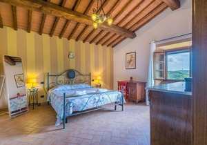 110 m² House ∙ 3 bedrooms ∙ 6 guests in Montevarchi