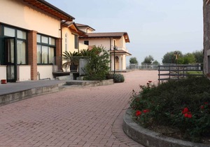 Holiday apartment Residency Il Colombaro in Cunettone-villa
