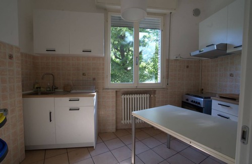 San Giuliano a Mare Apartment | 118 m2 apartment, ideal for up to 7 people, on the 2nd floor of a building with lift.Located in San Giuliano Mare, north of the canal port and a few minutes from the historic center, it enjoys a strategic position that allows you to easily reach the beac