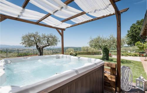 Massa Martana House | 2 Bedroom Lovely Home In Massa Martana