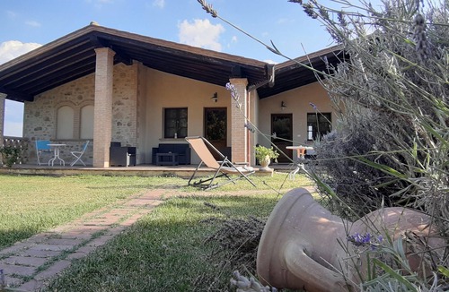 Gualdo Cattaneo Villa | 2 LOVELY APARTMENTS WITH RESERVED POOL: PRIVACY AND FREEDOM