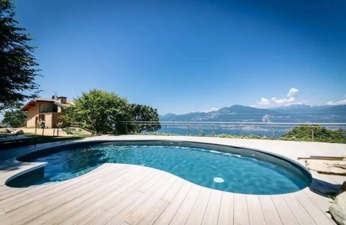 Brenzone sul Garda House | Agricamping The Essence: cottage in the woods