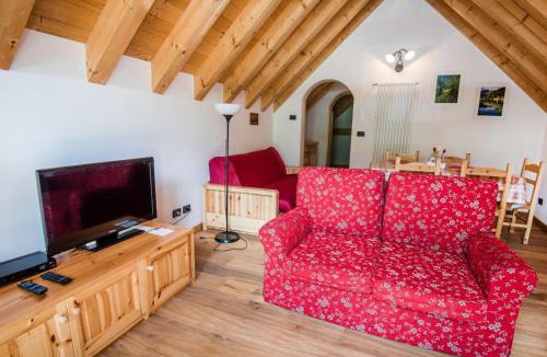 Barcis Apartment | Apartment Albergo Diffuso - Cjasa de Barce-2 by Interhome