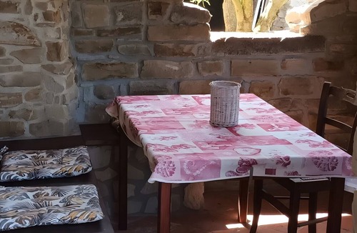 Monastero Bormida Apartment | Apartment 'Ca Di Buie' with Private Terrace, Garden, Pool and Wi-Fi