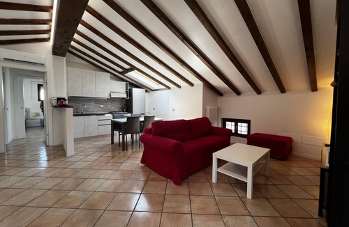 Ravarino Apartment | Apartment in country villa with traditional DOP vinegar cellar