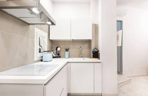 San Niccolo Apartment | Apartment in the historic center of Florence + private parking