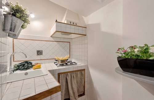 San Frediano Apartment | Apartment Santo Spirito Frescos by Mmega