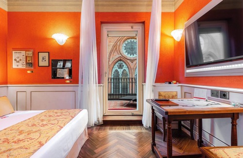 Historic Center Hotel | Art Hotel Commercianti