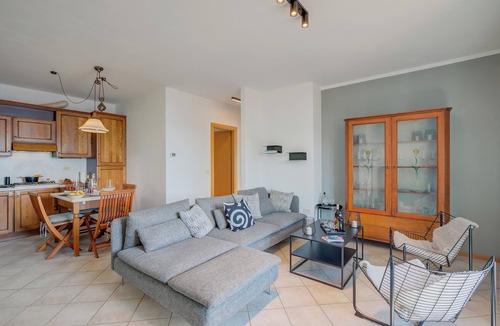 Pregasio Apartment | Balcone sul Lago - Apartment with Amazing View Terrace, Tremosine, Italy