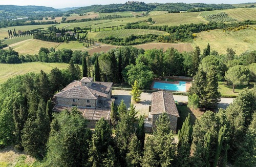 Sambuca Apartment | Beautiful apartment for 4 guests with WIFI, pool, close to Greve In Chianti