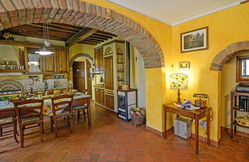 Ferretto Villa | Beautiful private villa with private pool, WIFI, TV, patio, pets allowed and panoramic view
