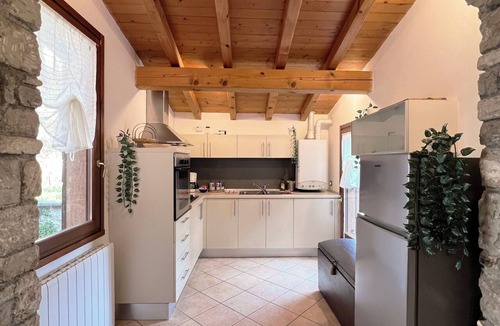 Fornico Apartment | Casa Fornico 2, with terrace and partial lake view in quiet position
