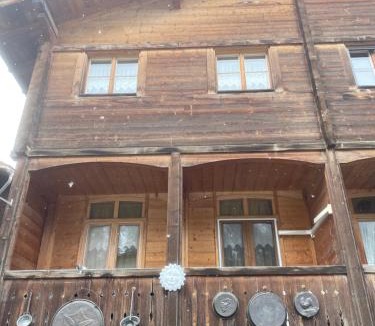 Vrin Bed & Breakfast | Casa Leon