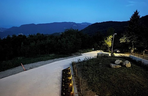 Sestola House | Casa Magnolia: Spacious Boutique Mountain Home - 4 Bathrooms - Panoramic Views